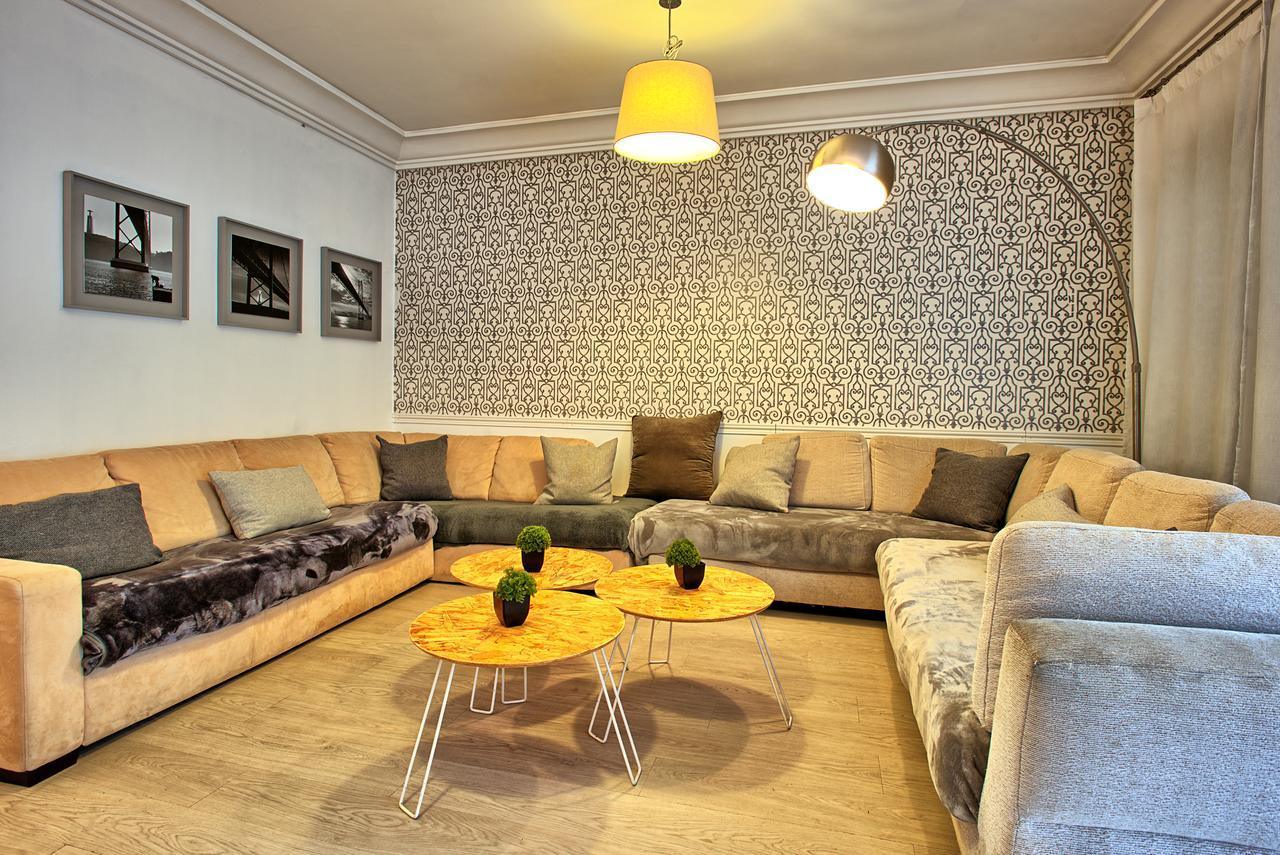 Sao Pedro 30 Guests Apartment リスボン エクステリア 写真