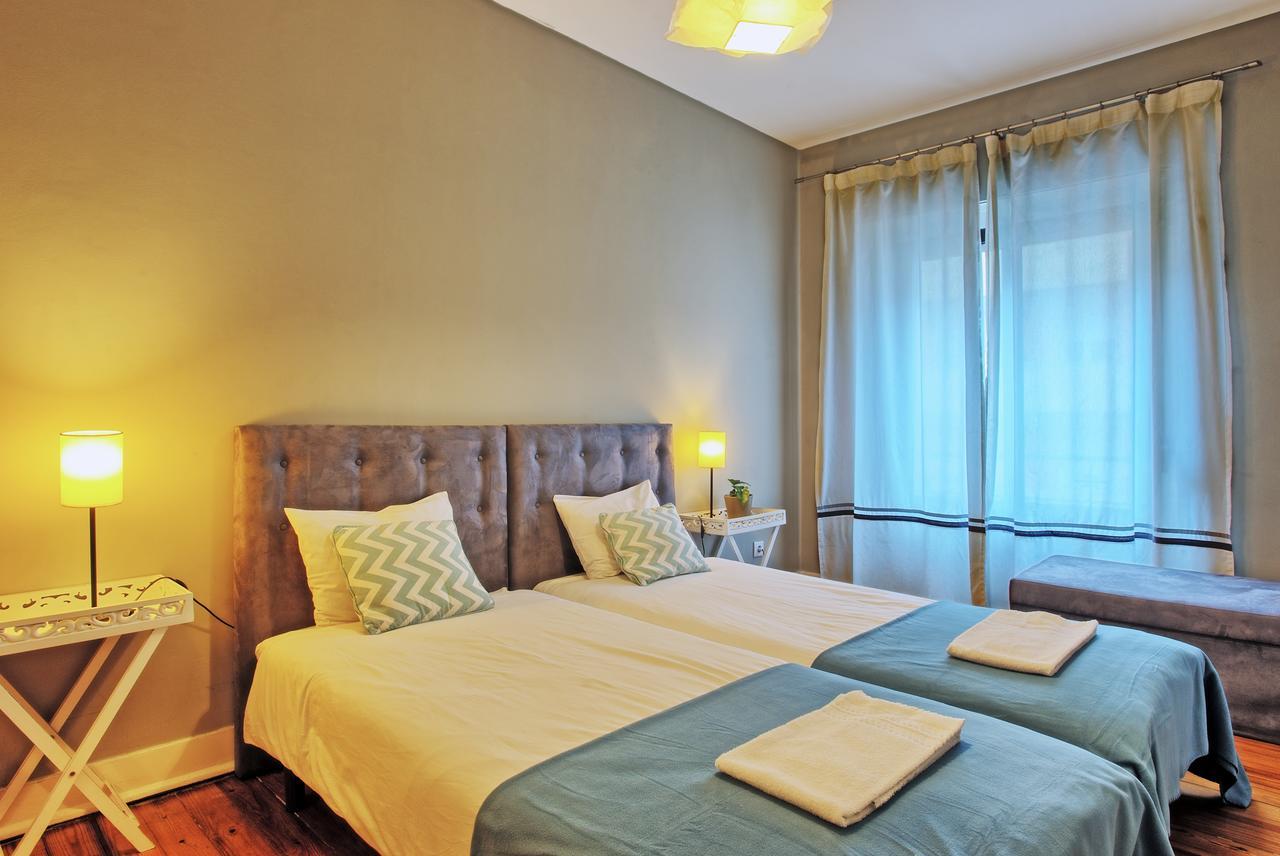 Sao Pedro 30 Guests Apartment リスボン エクステリア 写真