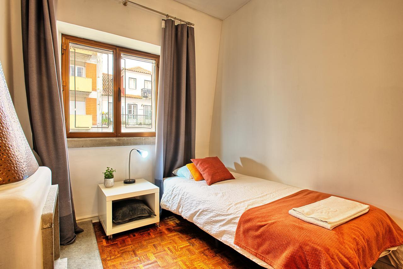 Sao Pedro 30 Guests Apartment リスボン エクステリア 写真