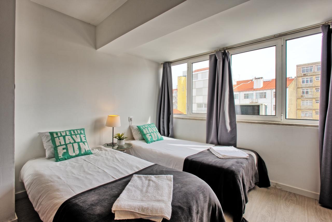 Sao Pedro 30 Guests Apartment リスボン エクステリア 写真
