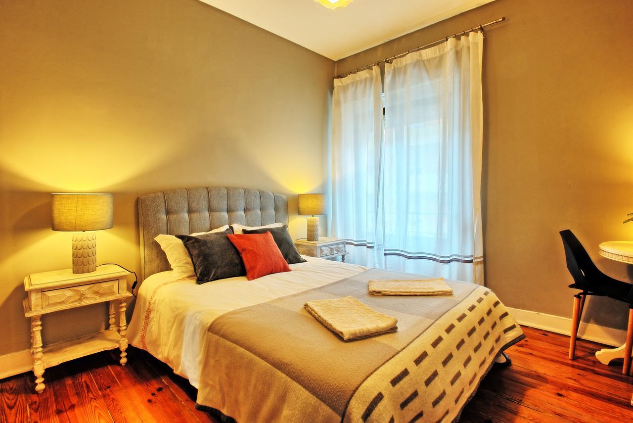 Sao Pedro 30 Guests Apartment リスボン エクステリア 写真