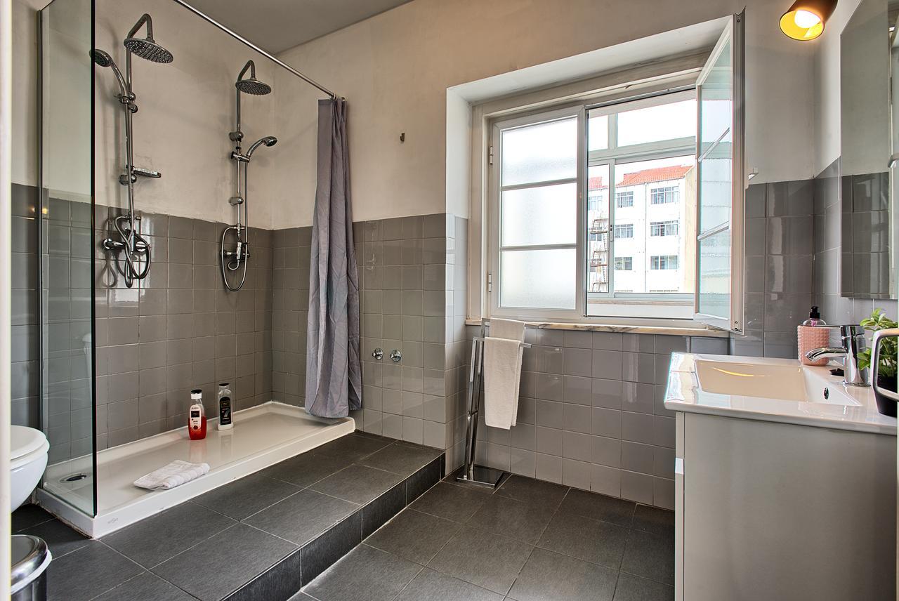 Sao Pedro 30 Guests Apartment リスボン エクステリア 写真